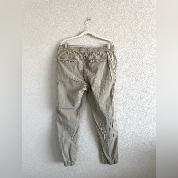Zara elastic waist khaki joggers - Picture 3 of 6